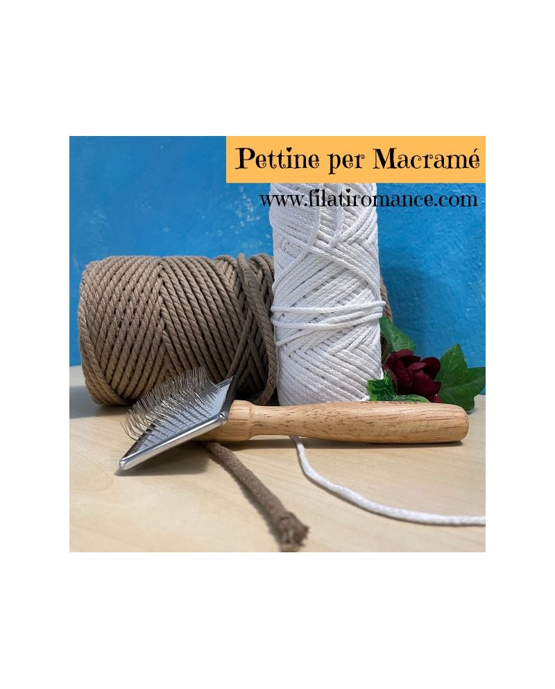 Pettine per macramé